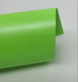 Papel Perolado Neon Verde (Colorido Na Massa) 20 folhas A4 - 180g